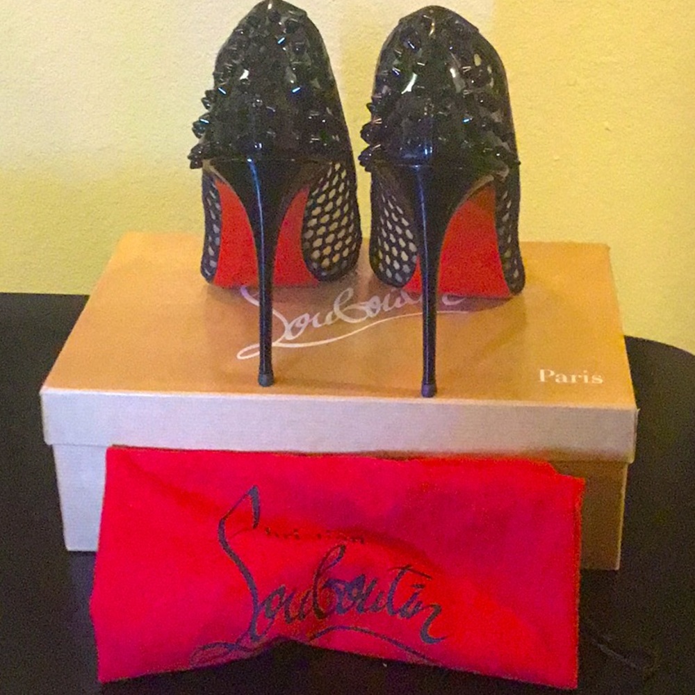 Christian Louboutin , spiked back, black Mesh,Patient Leather, webs (42)”12 🌹🌹 - Picture 5 of 7